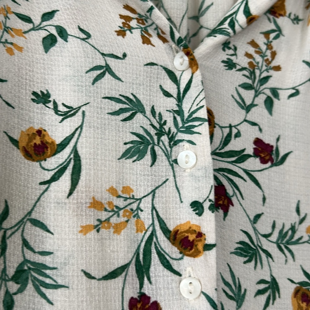 Lucky Brand Beige Floral Print Tie Front Blouse w Buttons, Long Sleeves XS - Picture 4 of 11